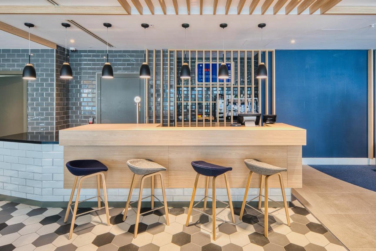 Holiday Inn Express - Madrid - Airport By Ihg エクステリア 写真
